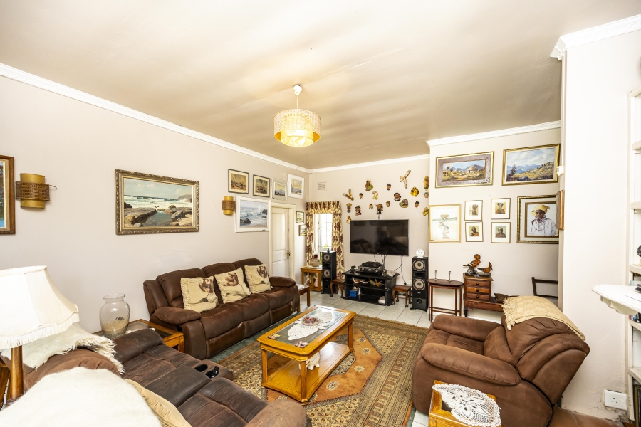 5 Bedroom Property for Sale in Gonubie Eastern Cape